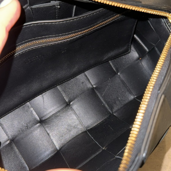 Bottega Veneta Brick Cassette Shoulder Bag - Picture 8 of 10